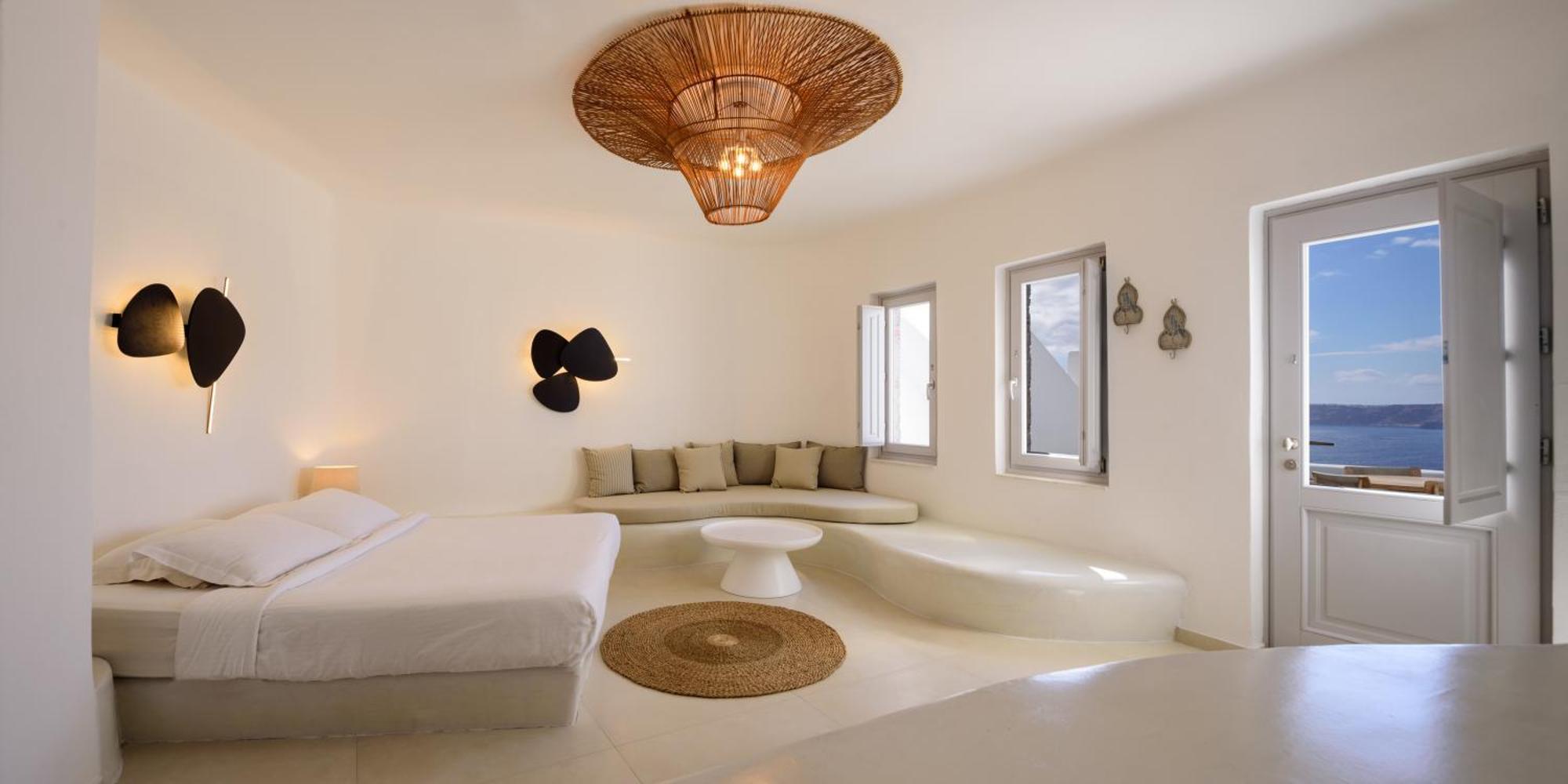 Revelis & Canava * Fira (Santorini)